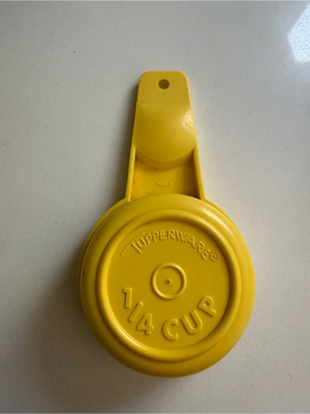 Vintage Tupperware Yellow Nesting Measuring Cups Set of 5 Retro 70s